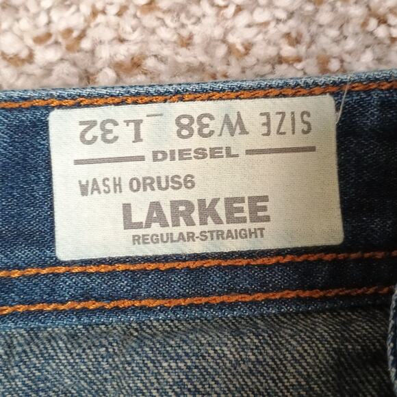 Diesel Larkee Jeans Men’s Tag 38 x 32 actual 40 x 33 Dark Wash Straight Leg - Picture 4 of 14